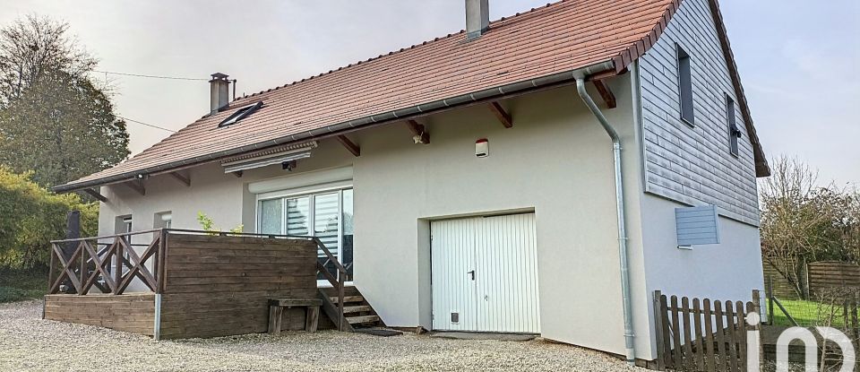 Maison 6 pièces de 138 m² à Pierre-de-Bresse (71270)