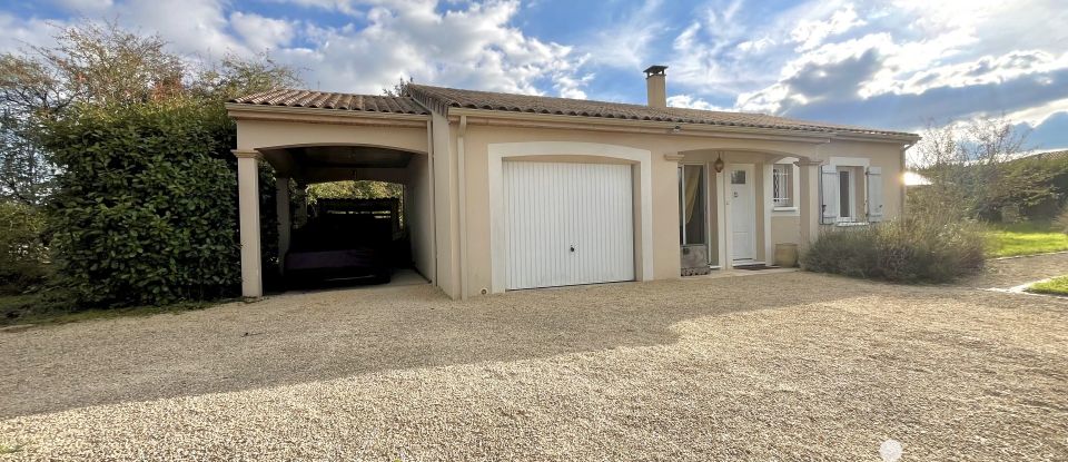 Maison 4 pièces de 75 m² à Quinçay (86190)