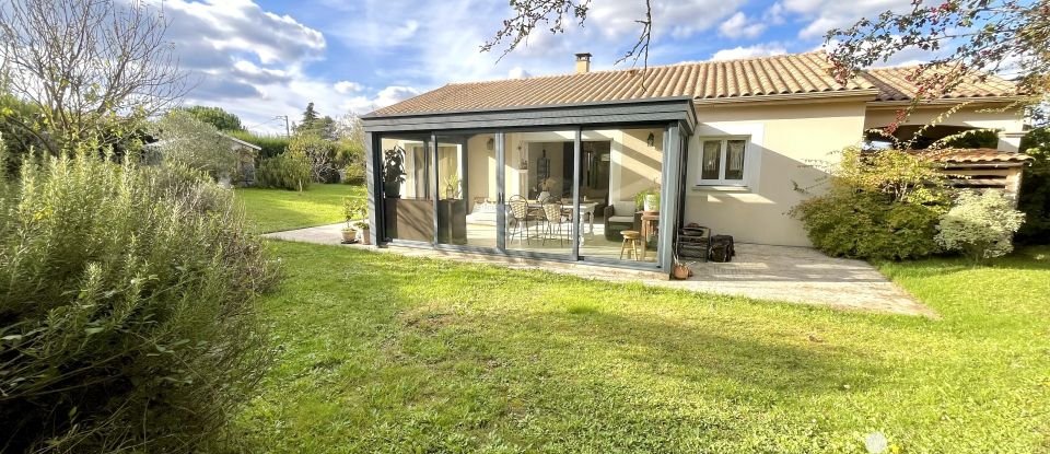 Maison 4 pièces de 75 m² à Quinçay (86190)