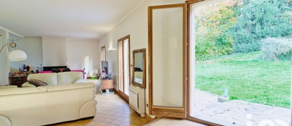 Maison 7 pièces de 290 m² à Rueil-Malmaison (92500)