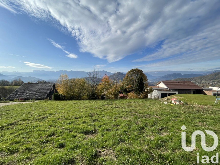 Terrain de 785 m² à Saint-Martin-d'Uriage (38410)