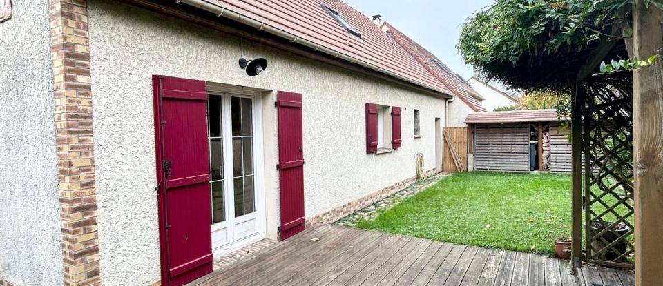 Maison traditionnelle 6 pièces de 125 m² à Louvres (95380)