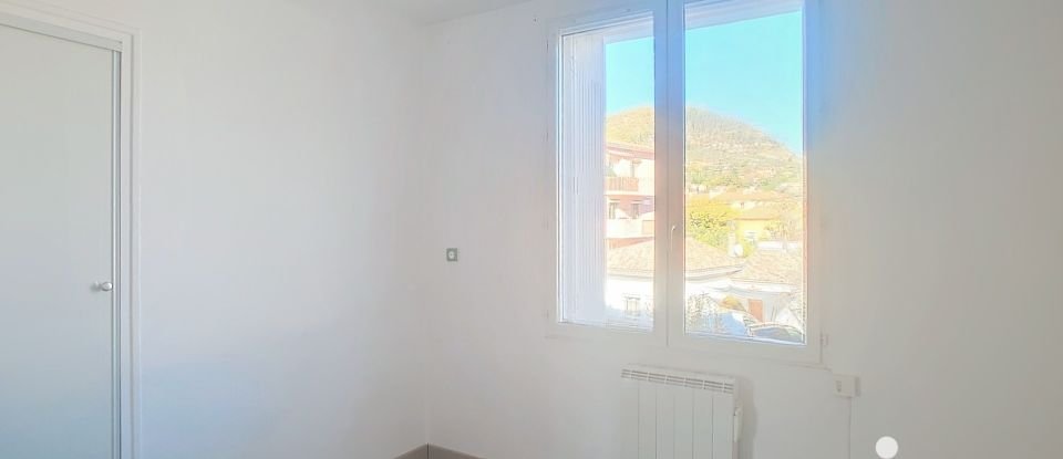 Apartment 3 rooms of 54 m² in Digne-les-Bains (04000)