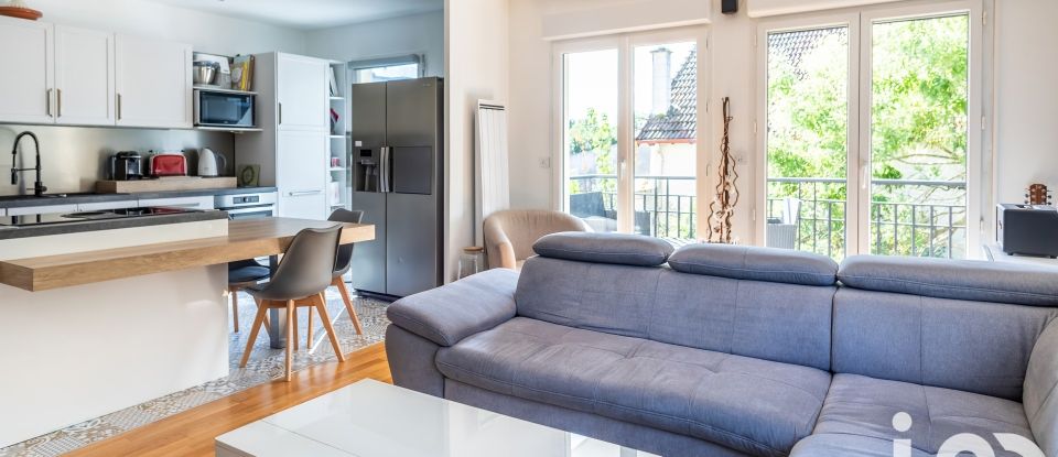 Appartement 4 pièces de 73 m² à Le Plessis-Trévise (94420)