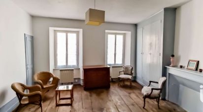 Maison de ville 4 pièces de 109 m² à Rochechouart (87600)