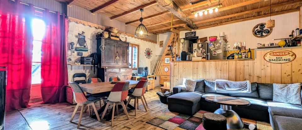 Traditional house 6 rooms of 169 m² in Saint-Christophe-en-Oisans (38520)