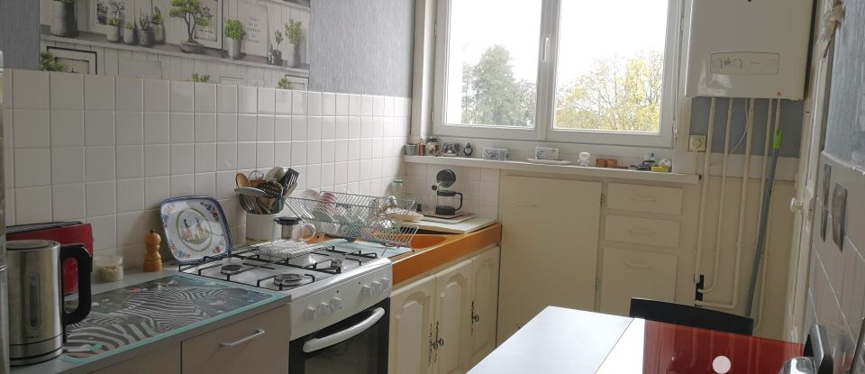 Apartment 3 rooms of 68 m² in Brest (29200)