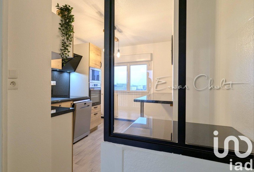 Apartment 3 rooms of 64 m² in Rezé (44400)