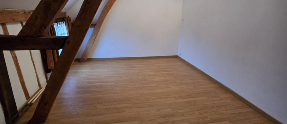 House 6 rooms of 140 m² in Valescourt (60130)