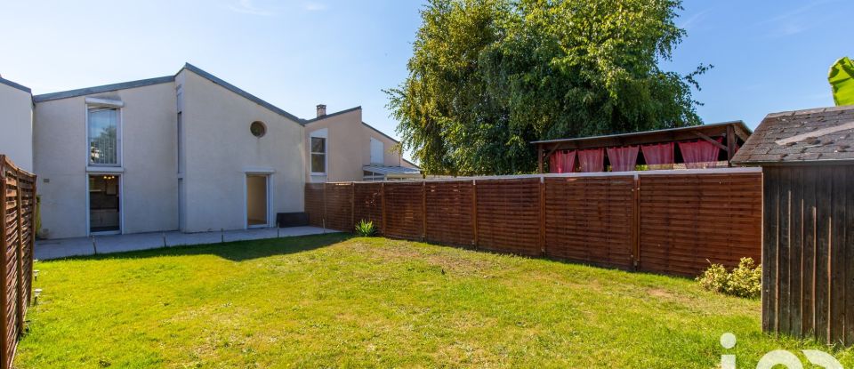 Maison 5 pièces de 125 m² à Bondoufle (91070)