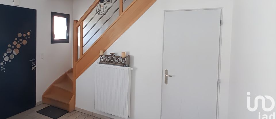 Maison 6 pièces de 105 m² à Neufchâtel-en-Bray (76270)