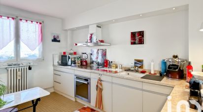 Appartement 2 pièces de 61 m² à Ivry-sur-Seine (94200)