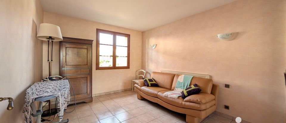 Traditional house 7 rooms of 175 m² in Condat-sur-Vienne (87920)