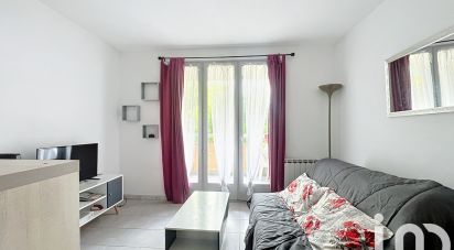 Studio 1 pièce de 23 m² à Saint-Mandrier-sur-Mer (83430)