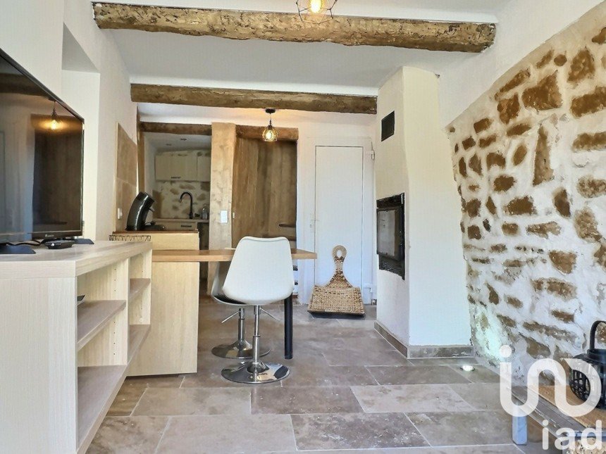 Maison de village 4 pièces de 50 m² à Peyrolles-en-Provence (13860)