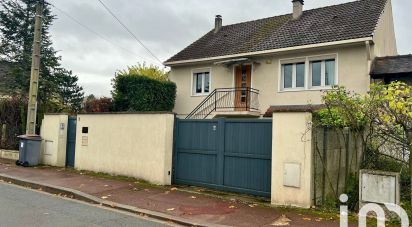 Maison traditionnelle 7 pièces de 146 m² à Verneuil-sur-Seine (78480)