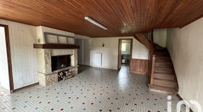 Traditional house 7 rooms of 148 m² in Feugères (50190)