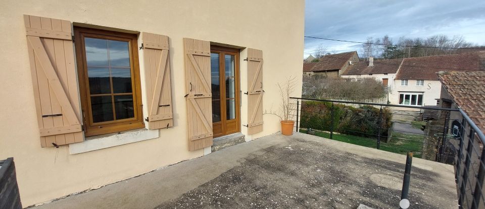 Maison 6 pièces de 150 m² à Châtel-Moron (71510)