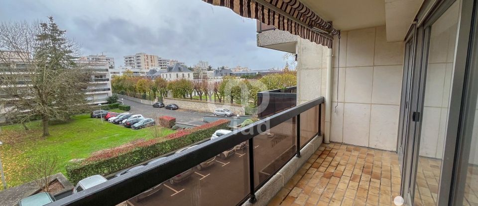 Appartement 3 pièces de 64 m² à Évry (91000)