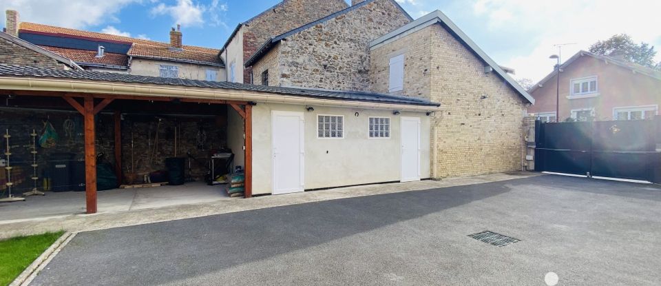 Maison 6 pièces de 167 m² à Attigny (08130)