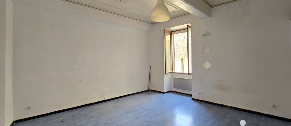 House 8 rooms of 238 m² in Saint-Laurent-des-Arbres (30126)