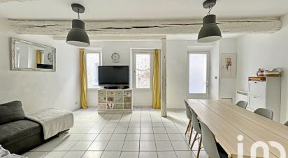 Maison 4 pièces de 100 m² à Saint-Mitre-les-Remparts (13920)