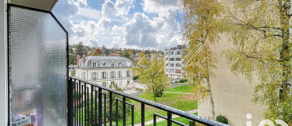 Appartement 7 pièces de 136 m² à Ville-d'Avray (92410)