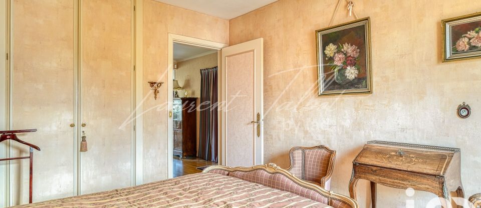 Appartement 7 pièces de 136 m² à Ville-d'Avray (92410)