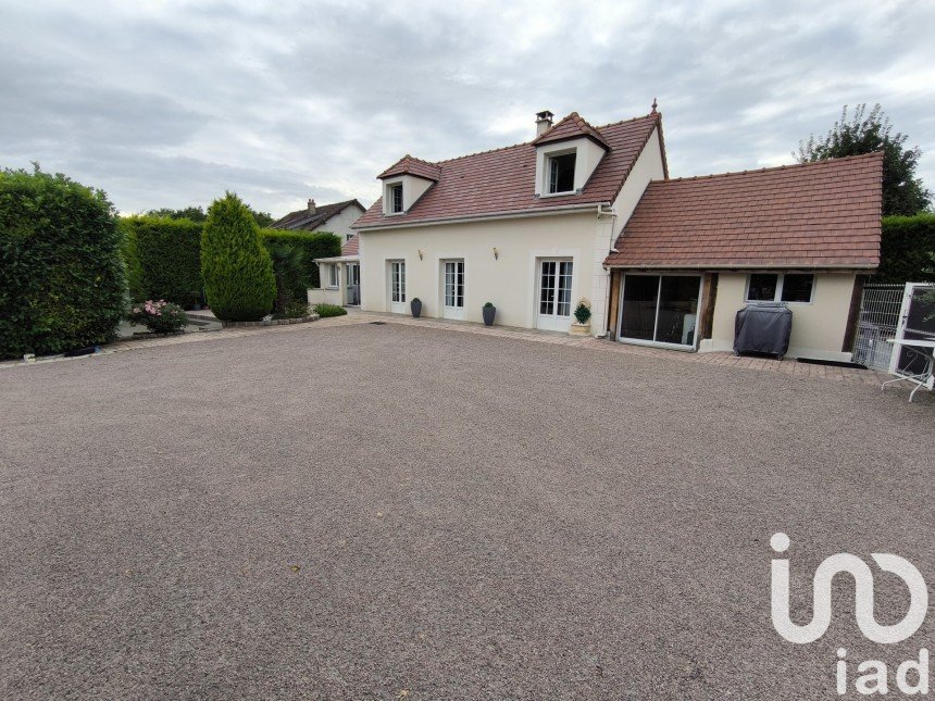 Maison 5 pièces de 118 m² à Clérey (10390)