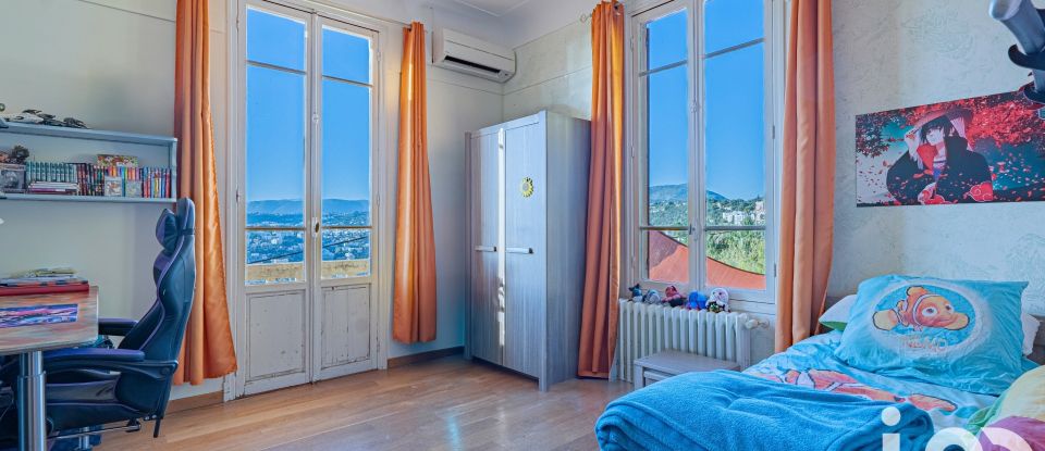 Maison 5 pièces de 190 m² à Nice (06300)