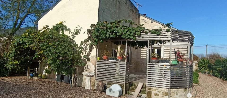 Traditional house 8 rooms of 215 m² in Chinon (37500)