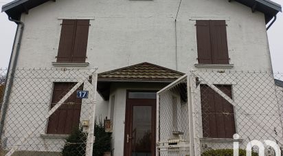 Maison 3 pièces de 75 m² à Martigny-les-Bains (88320)