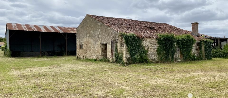 Longère 3 pièces de 100 m² à Petosse (85570)