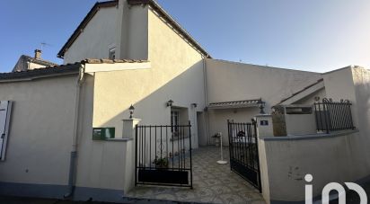 Maison traditionnelle 5 pièces de 72 m² à Montlieu-la-Garde (17210)