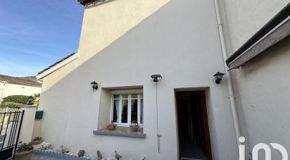 Maison traditionnelle 5 pièces de 72 m² à Montlieu-la-Garde (17210)