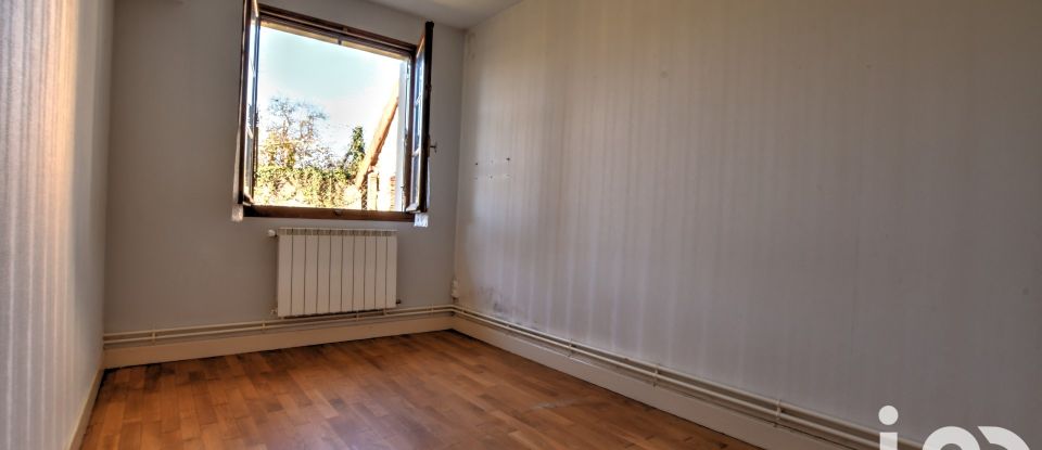 Village house 5 rooms of 113 m² in La Celle-Dunoise (23800)