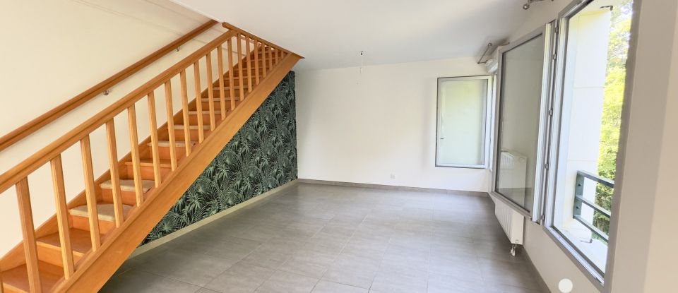 Duplex 5 pièces de 114 m² à La Rochette (77000)