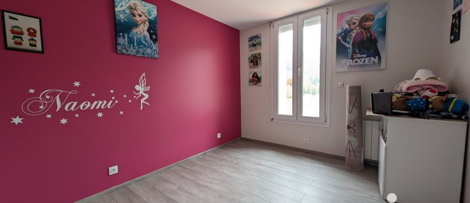 Appartement 4 pièces de 86 m² à Martignat (01100)