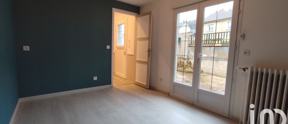 Maison traditionnelle 6 pièces de 98 m² à Nouzonville (08700)