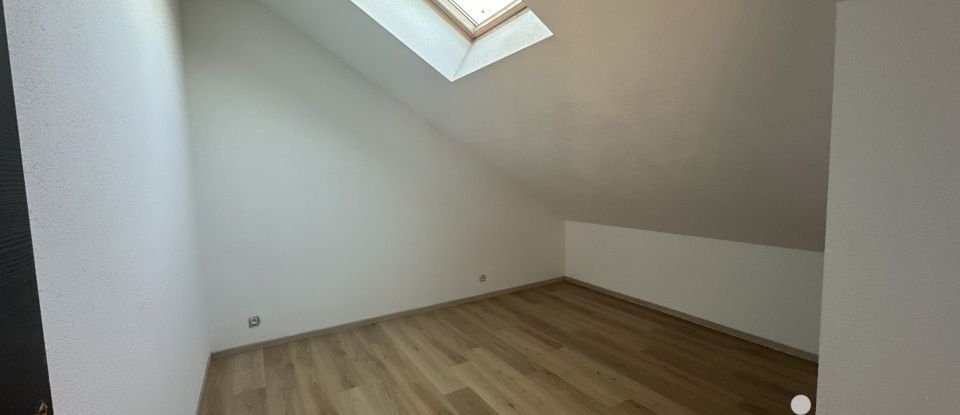 Duplex 4 pièces de 77 m² à Carspach (68130)