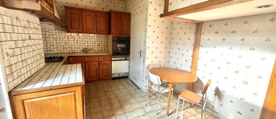 Maison 7 pièces de 150 m² à Cosne-Cours-sur-Loire (58200)