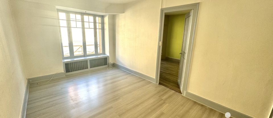 Maison 7 pièces de 150 m² à Cosne-Cours-sur-Loire (58200)