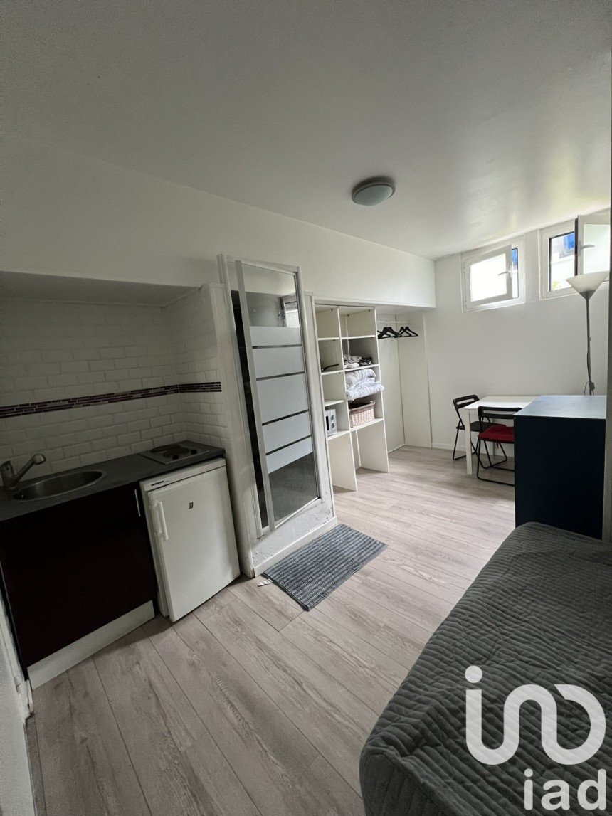 Appartement 1 pièce de 12 m² à Paris (75011)