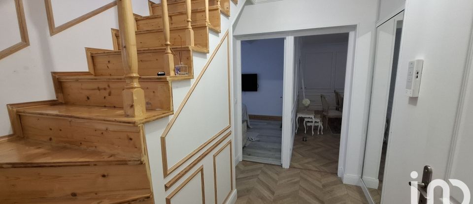 Maison 8 pièces de 135 m² à Luray (28500)