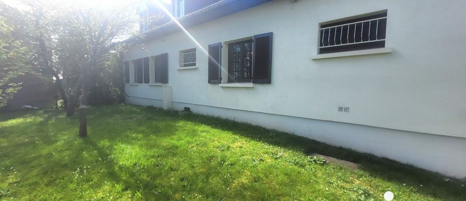 Maison 4 pièces de 93 m² à Forges-les-Bains (91470)