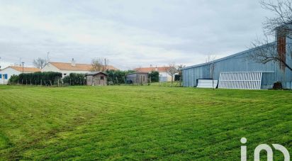 Land of 983 m² in Triaize (85580)