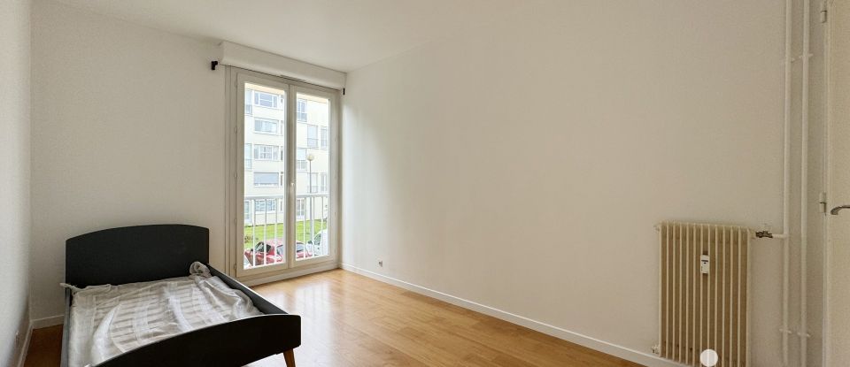 Appartement 5 pièces de 90 m² à Pau (64000)