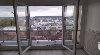 Apartment 3 rooms of 66 m² in Le Petit-Quevilly (76140)