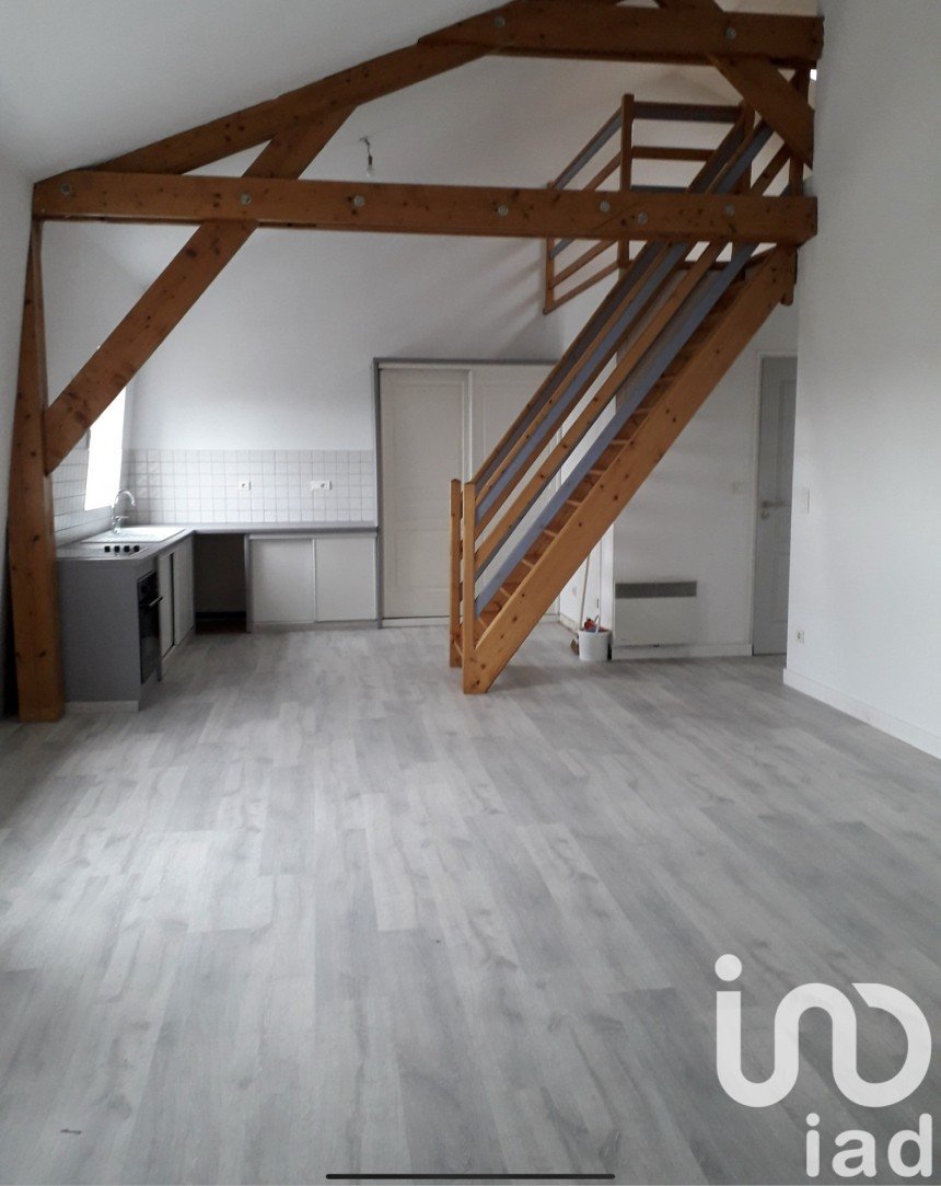 Apartment 2 rooms of 52 m² in Châlons-en-Champagne (51000)