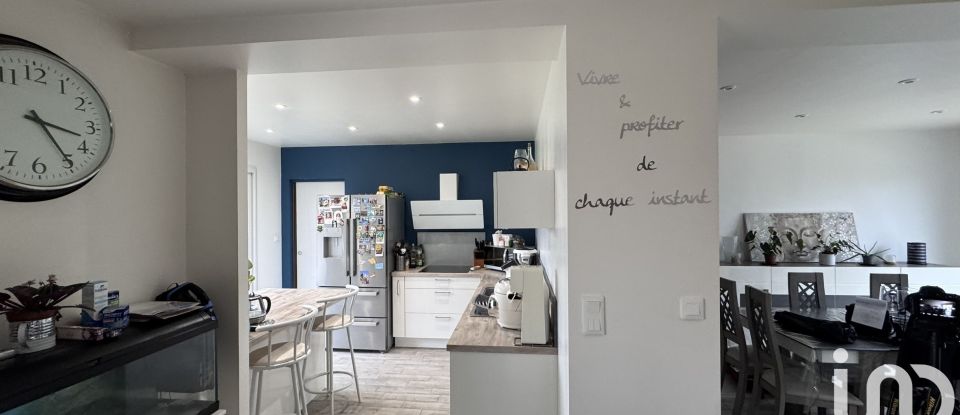 Maison 5 pièces de 127 m² à Varennes-le-Grand (71240)